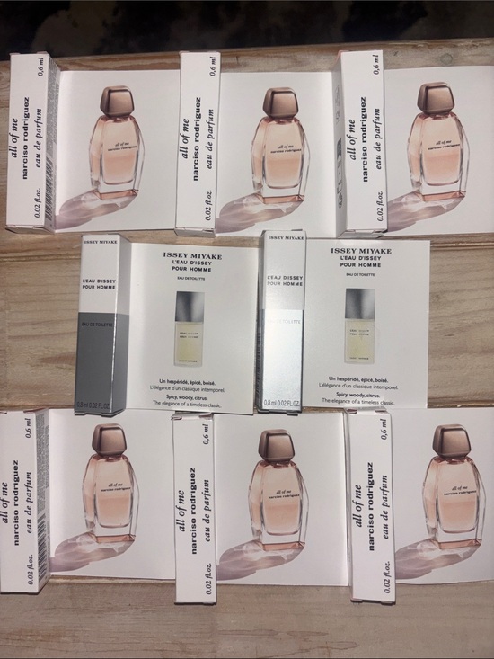 Narciso Rodriguez Other - Narciso Rodriguez All Of Me Eau DeParfum Sample Spray 0.02 FL Oz bundle (702)
